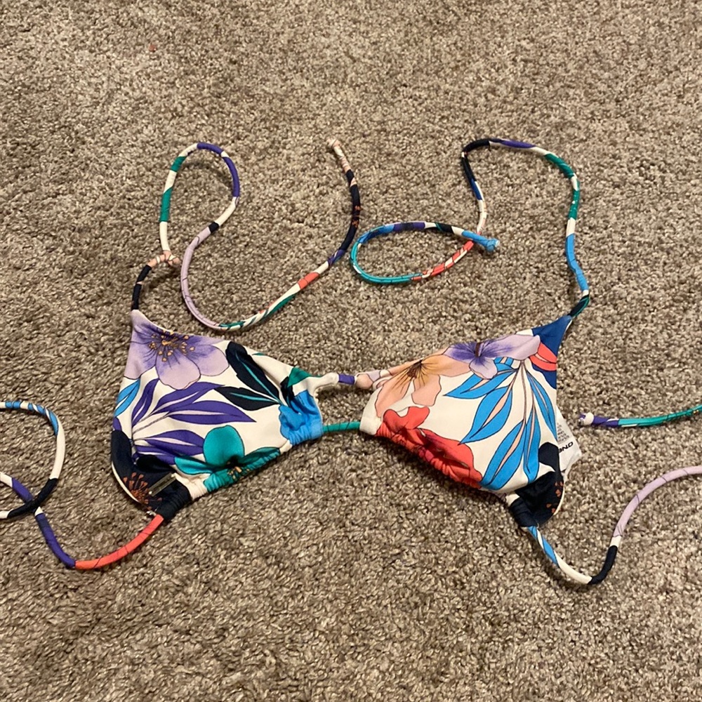 O’Neal bikini top